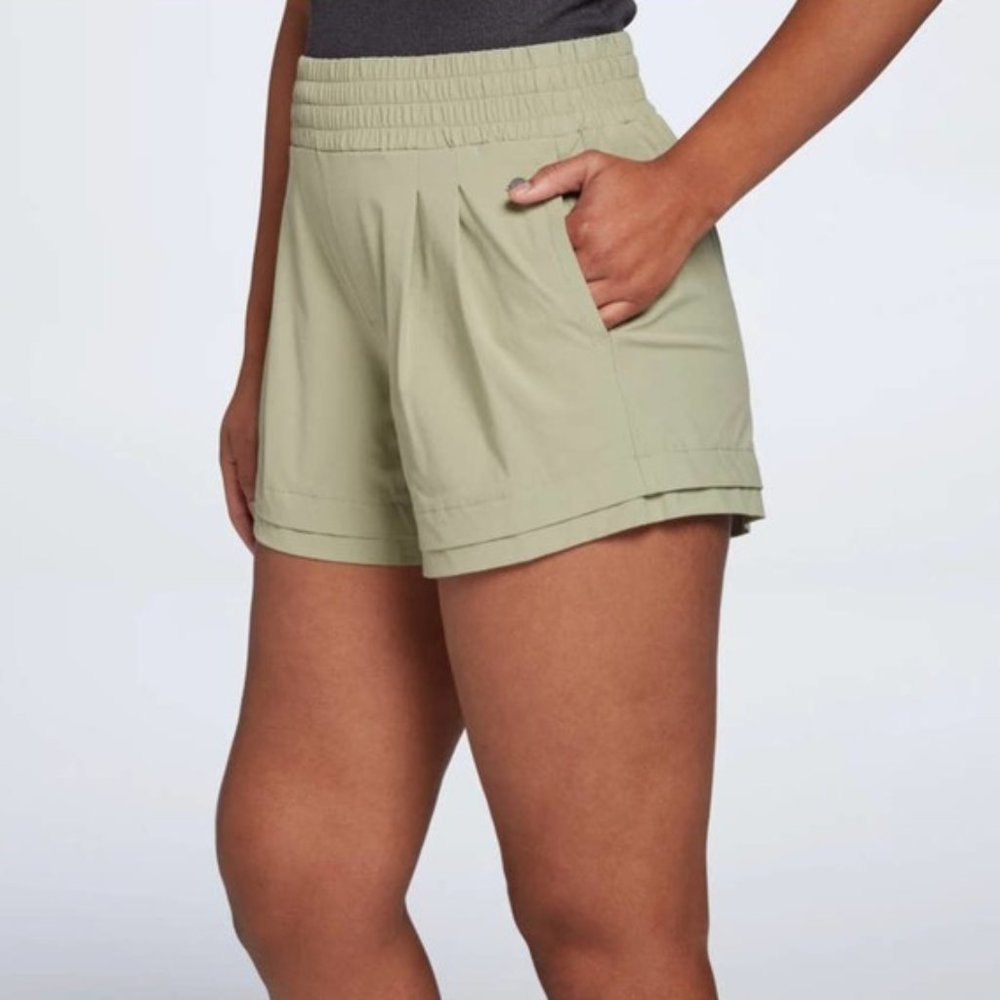CALIA Double Layer Hem Short in Smudge Sage Green Size Small